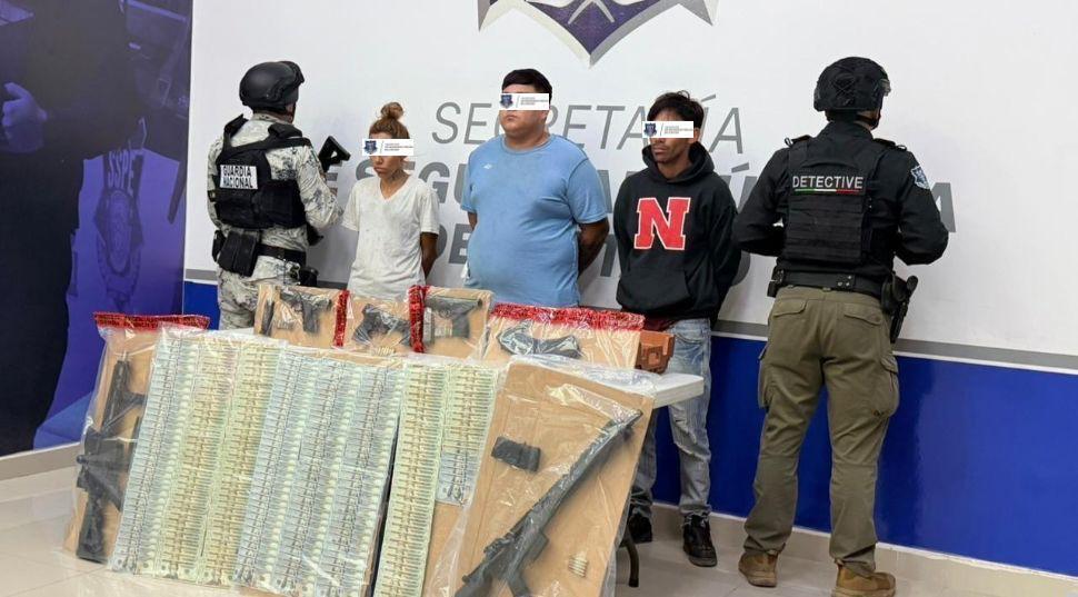 Autoridades de México confirman que hay ecuatorianos entre los 17 migrantes rescatados en Juárez. Hay tres coyoteros detenidos.