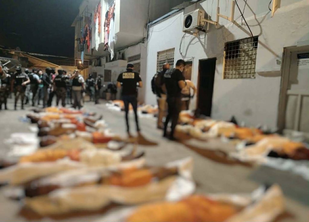 27 muertos en la cárcel de Machala. Fueron asfixiados. Hay una lista de los fallecidos.