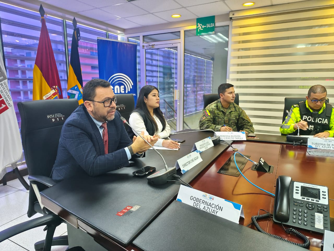 En la Mesa de Seguridad Electoral Provincial se socializó con los delegados de 19 instituciones de seguridad y control el avance de la organización del Referéndum y Consulta Popular 2025. Foto: CNE