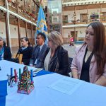 La mañana de este 6 de noviembre de 2025, exalumnas del Garaicoa presentaron la agenda de actividades. Foto: El Mercurio