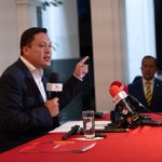 El alcalde Cristian Zamora hizo una invitación al presidente este 17 de noviembre de 2025. Foto: Municipio de Cuenca