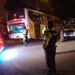 163 presos fueron trasladados desde la cárcel de Azogues a Cuenca. Tres fugaron antes del traslado.