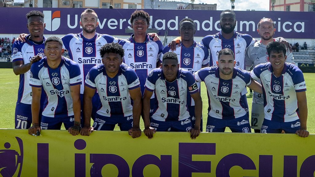 Jugadores del Técnico Universitario