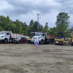 Vehículos y maquinaria que la Prefectura del Azuay rematará en diciembre de 2025. /Cortesía