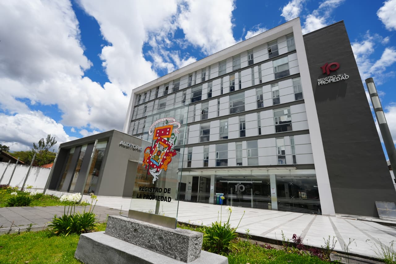 El Registro de la Propiedad de Cuenca. Foto: Alcaldía