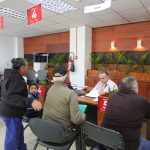 Los ciudadanos pueden pagar los impuestos en los distintos puntos de cobro. Foto: El Mercurio