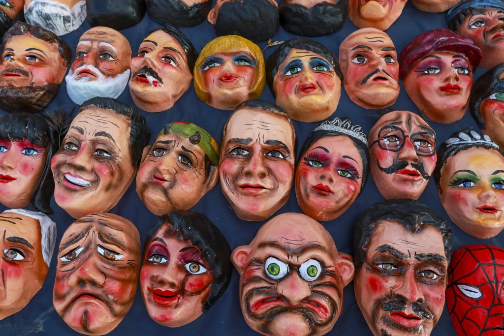 La creatividad volverá a ser la protagonista del concurso de años viejos en Cuenca. Foto: El Mercurio