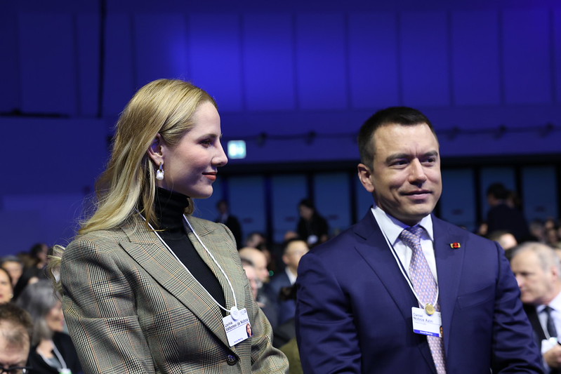 El presidente Noboa llegó a Bruselas, Bélgica, para continuar su gira. Foto: Presidencia