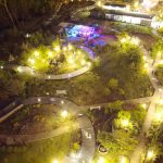 El Jardín Botánico de Cuenca volverá a iluminarse entre el 16 y 18 de enero de 2026. Foto: Jardín Botánico de Cuenca