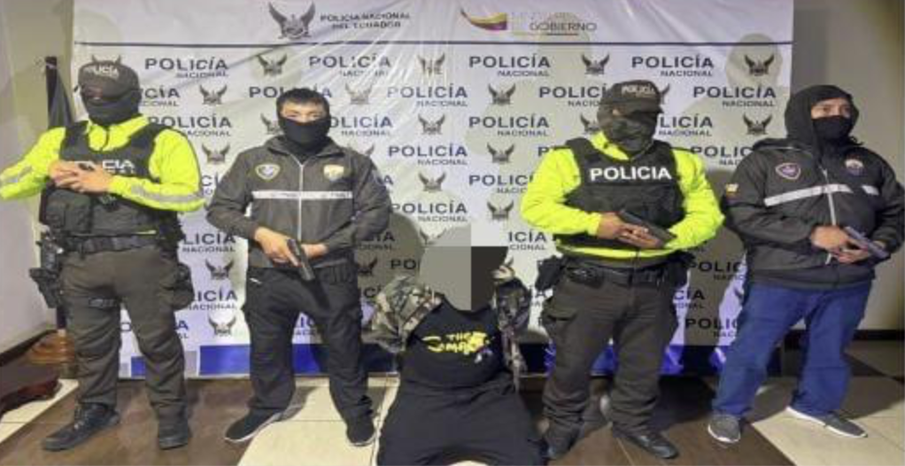 El hombre fue detenido en la Chola Cuencana. Foto: X