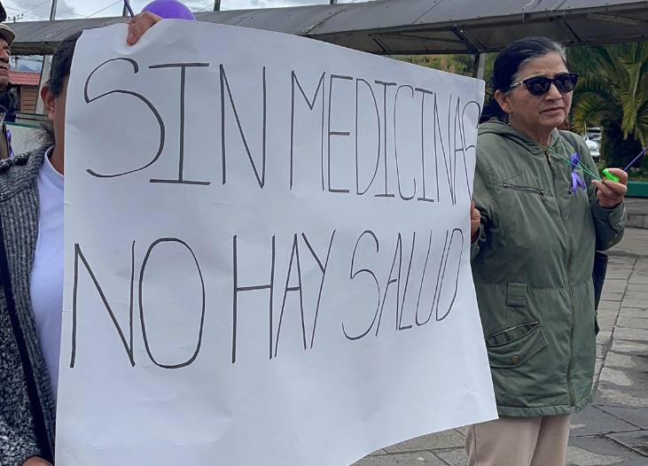 El Observatorio Nacional de Enfermedades Catastróficas convoca a un plantón el viernes 23 de enero de 2026 frente a la Defensoría del Pueblo de Cuenca. /Cortesía