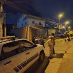 Identificado hombre asesinado por sicarios en Las Pencas, en Cuenca. La Policía Nacional busca a los responsables.