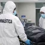 Una nueva muerte violenta se registra en Cuenca. Un hombre fue atacado a disparos. Murió en el hospital Vicente Corral Moscoso.