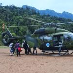 Logran evacuar al hospital de Macas en un helicóptero militar a joven que estaba varios días en peligro de aborto en la selva.