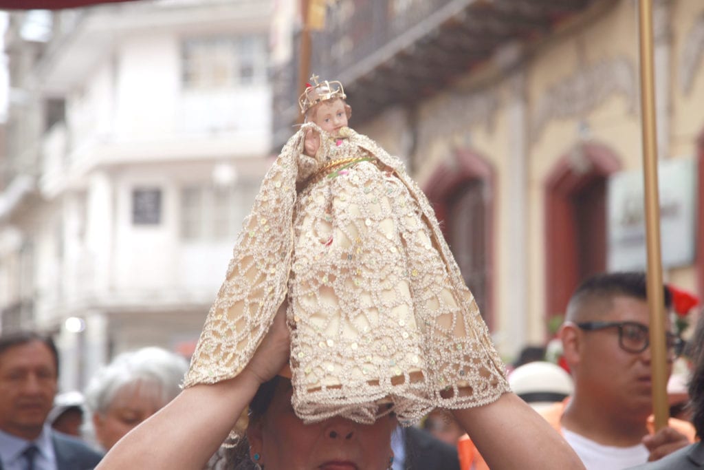 La imagen del Niño Migrante saldrá a las calles este 10 de enero de 2026. Foto: Archivo/El Mercurio
