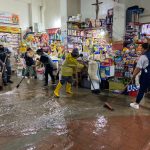 El lunes 26 de enero de 2026 se volvió a inundar las instalaciones del Mercado 10 de Agosto en el Centro Histórico de Cuenca. / XCA