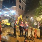 El Cuerpo de Bomberos de Paute acudió a la emergencia. Foto: Bomberos Paute