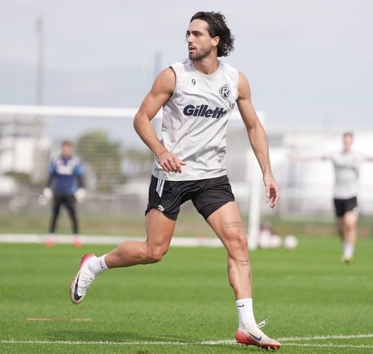 Leonardo Campana en el entrenamiento de New England Revolution. Foto: New England Revolution