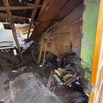 Un indigente abusó sexualmente a un menor, de 15 años, en el Centro de Cuenca. El sujeto está identificado y la Policía Nacional lo busca.