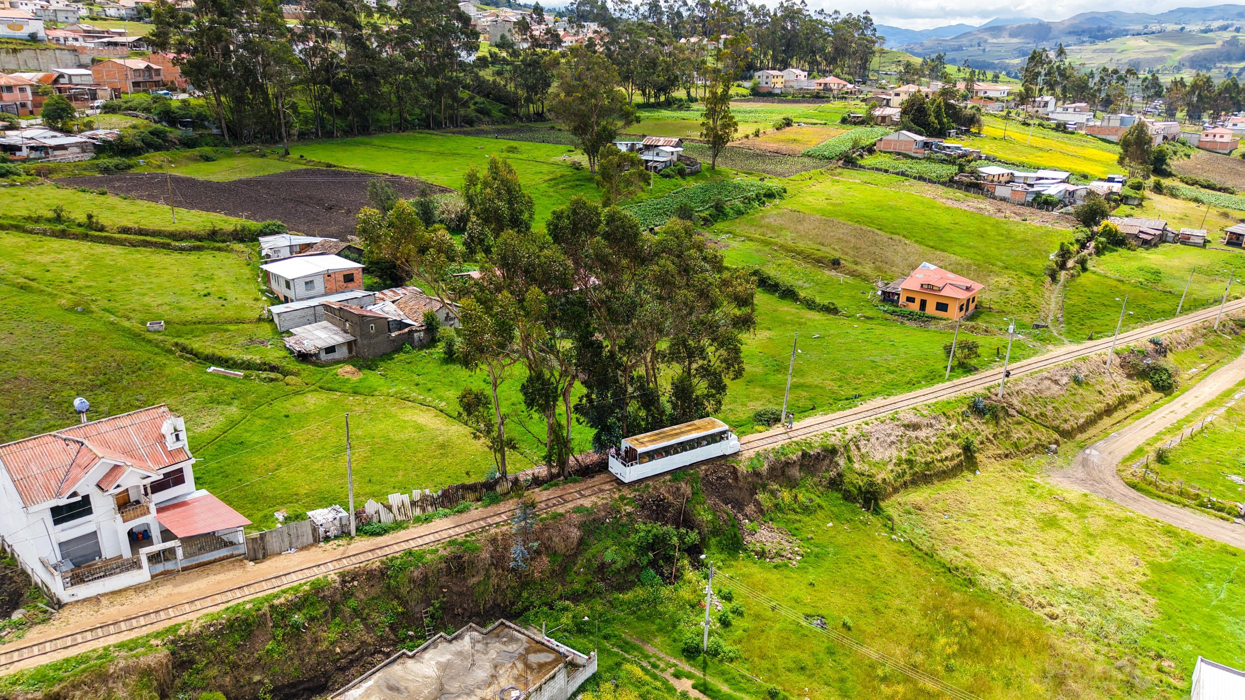 En la ruta funcionará un auto ferro. Foto: MIT