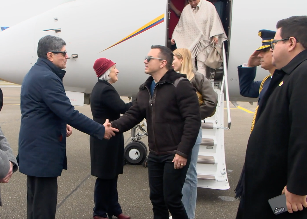 Daniel Noboa, presidente de Ecuador, llegó hasta Suiza. Foto captura