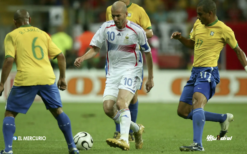 Zidane en el partido ante Brasil en 2006. Foto: FIFA