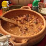 El mote pata es un plato tradicional de Cuenca. Foto: Xavier Caivinagua/El Mercurio