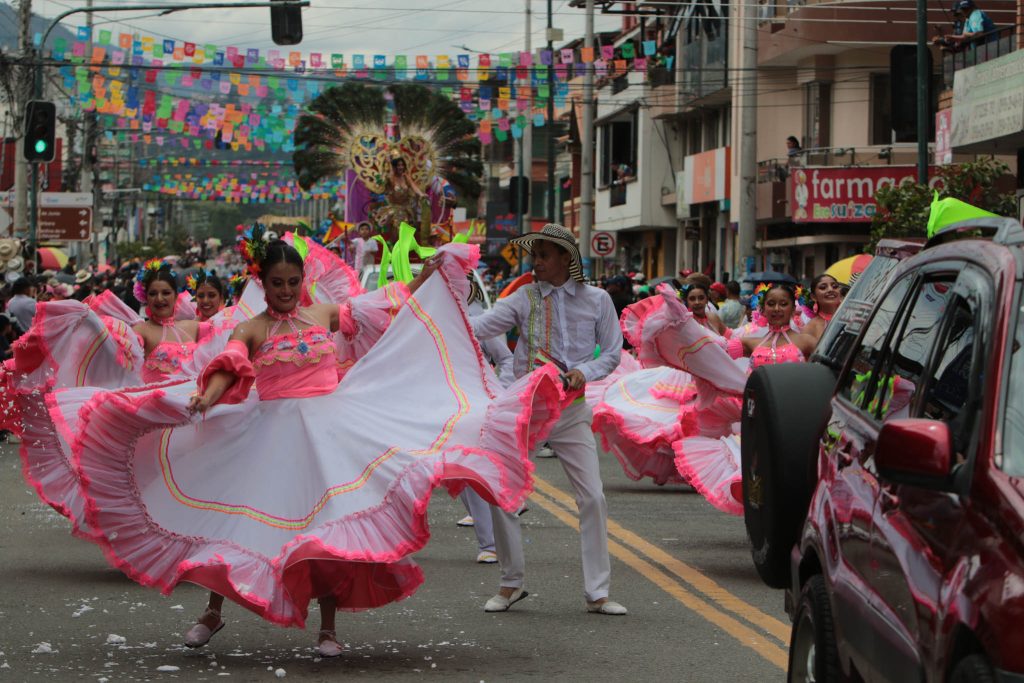 desfile - Gualaceo