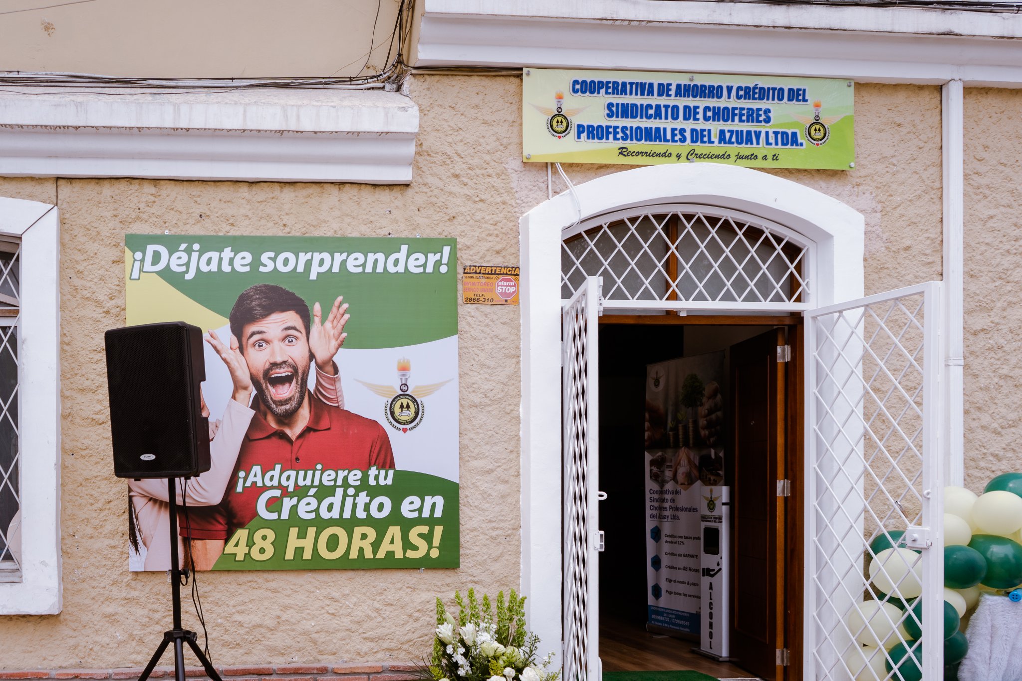 Las dos ciudadanas fueron sentenciadas por peculado cometido en la cooperativa de ahorro y crédito del Sindicato de Choferes Profesionales de Azuay. /Cortesía