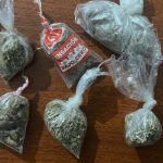 La Policía encontró varias dosis de droga en los operativos. Foto: Policía Nacional