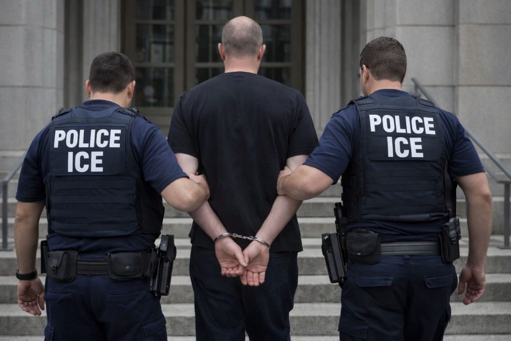 8 años de prisión para migrante de Ecuador por abuso sexual en EE.UU.