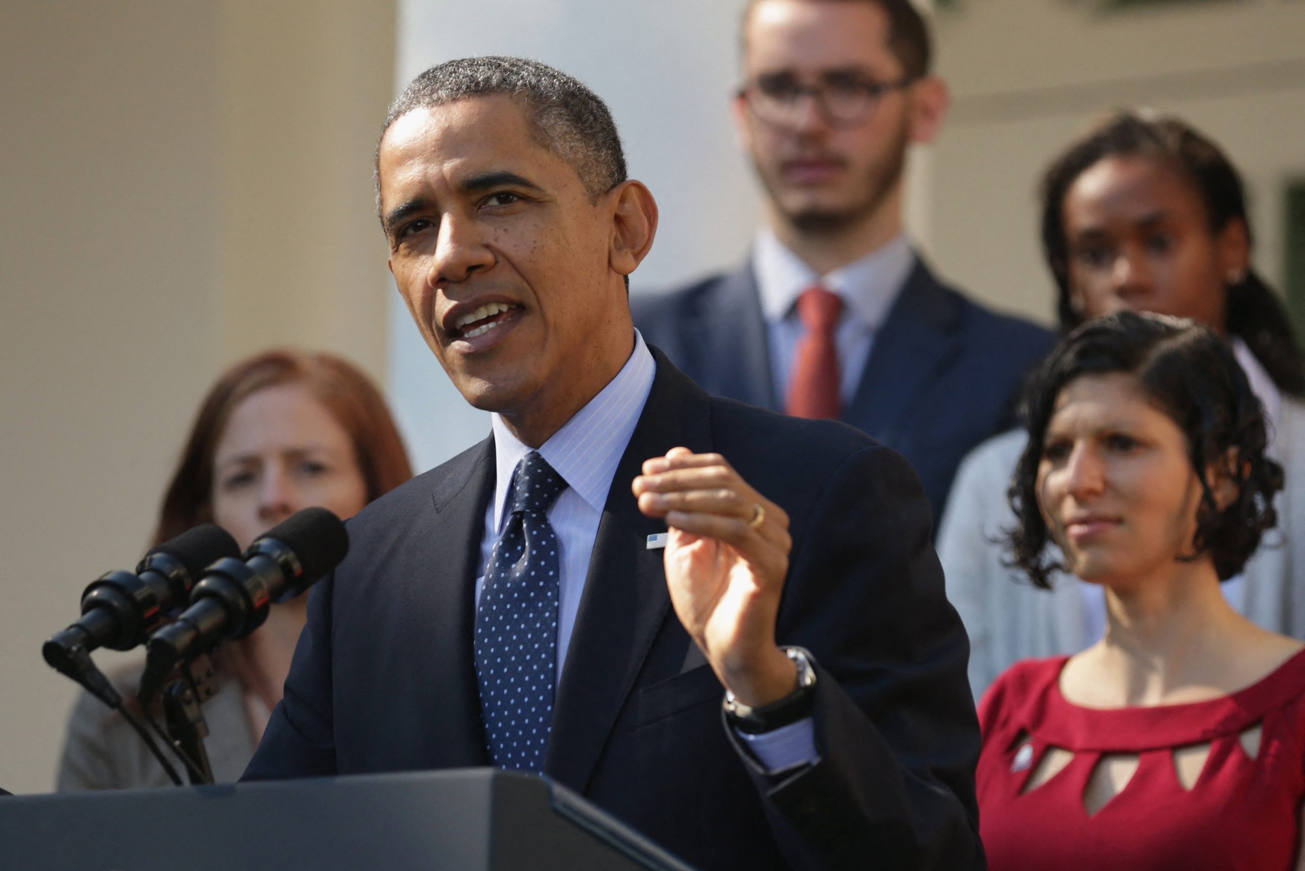 El expresidente Obama se pronunció por el vídeo que se publicó en la red social de Donald Trump. Foto: AFP