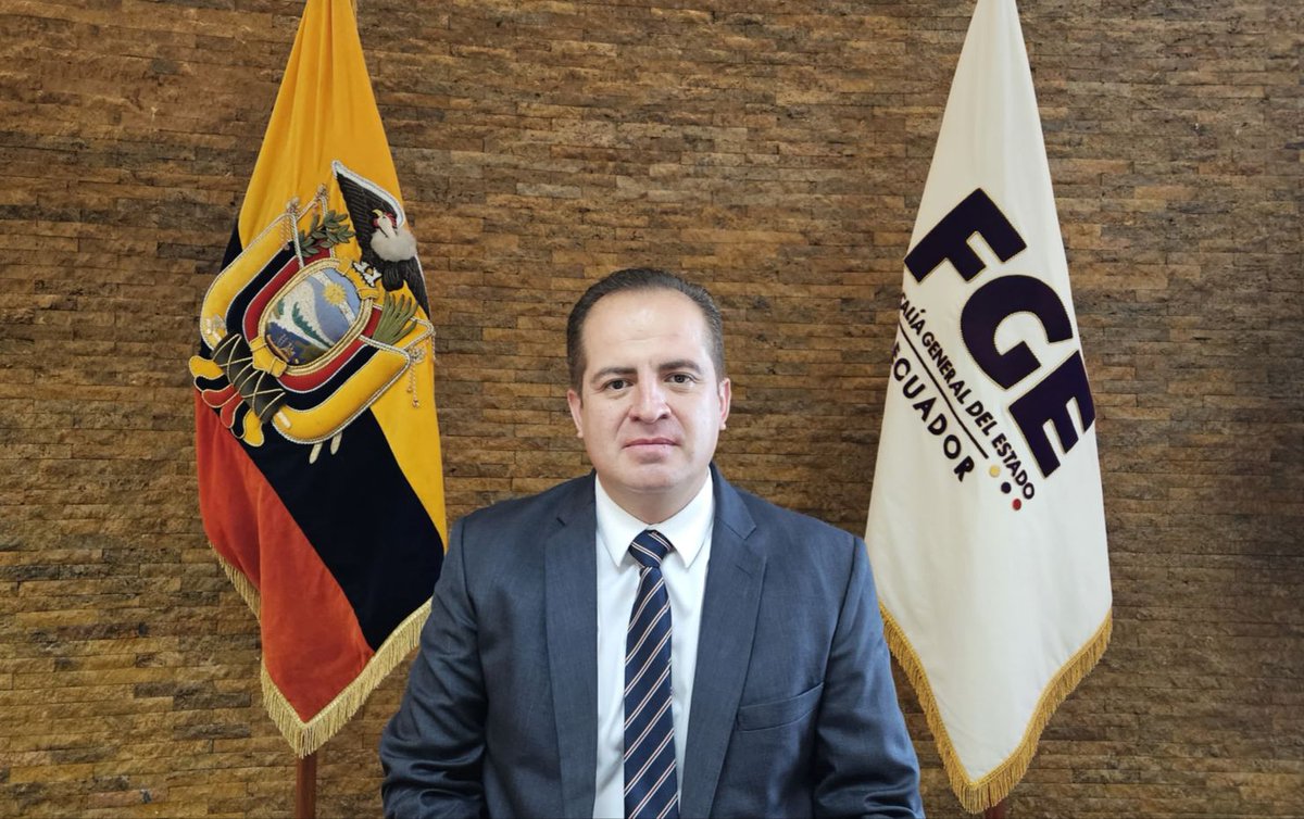 Marcos Flores es el nuevo fiscal provincial de Azuay.