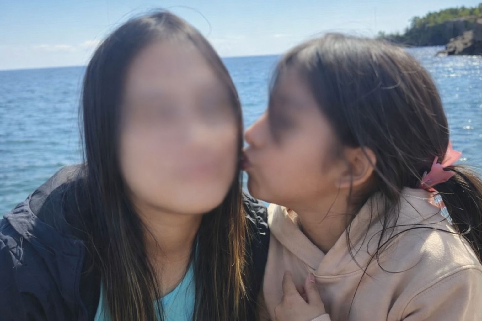 Campaña para ayudar a otra niña ecuatoriana detenida por agentes del ICE. Fue retenida con su madre en Minnesota.