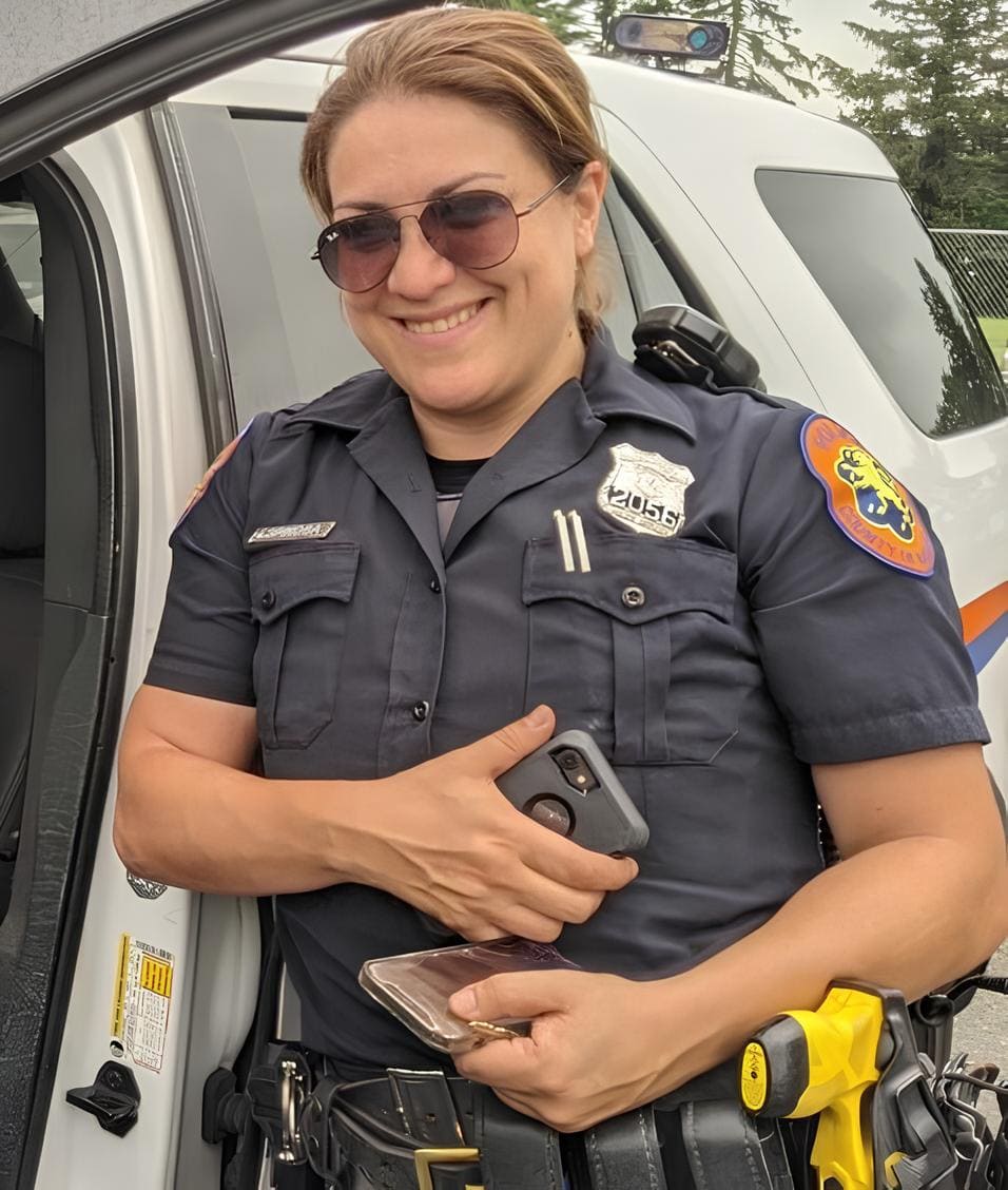 Patricia Espinosa: ecuatoriana, que era policía en New York, en EE.UU., murió tras un grave accidente de tránsito. El conductor responsable, un joven, de 20 años, estaba ebrio.