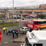 Este siniestro vial provocó la muerte de un motociclista en la Circunvalación Sur de Cuenca. /IAA