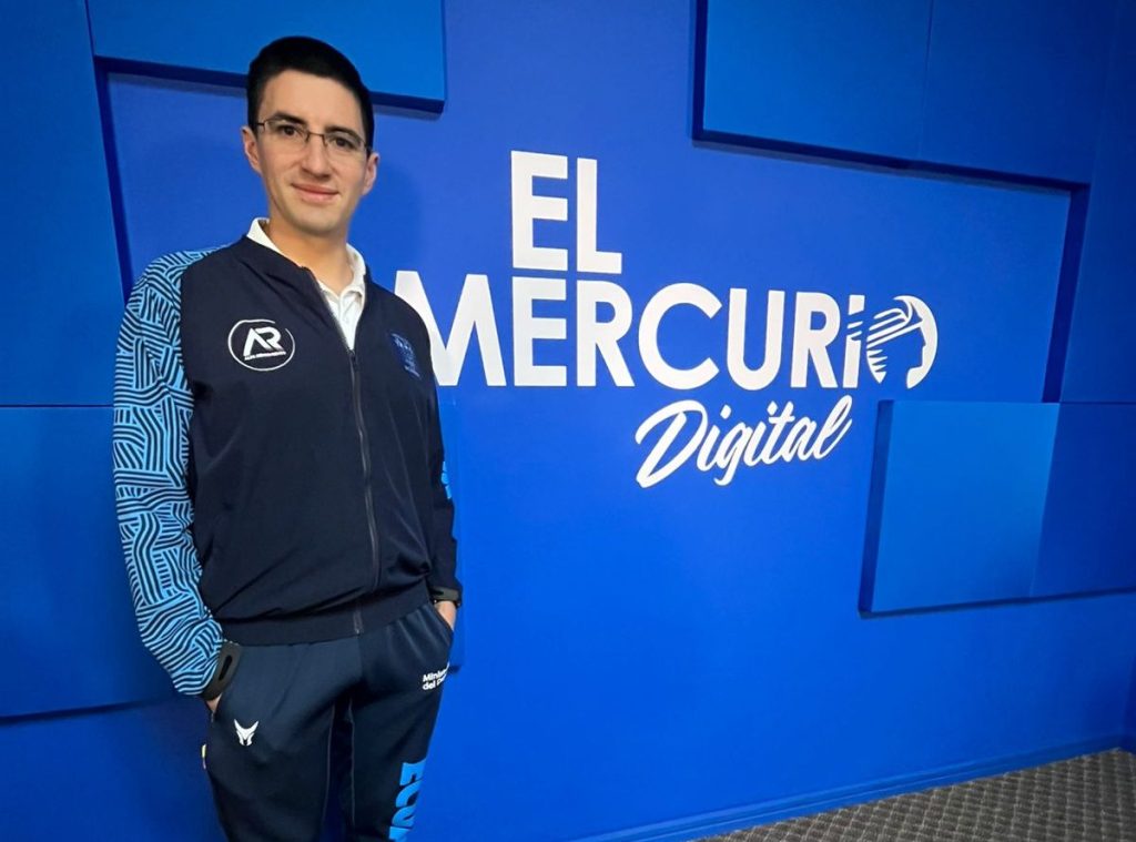 Fernando Pozo visitó el estudio de diario El Mercurio para hablar sobre su trayectoria.