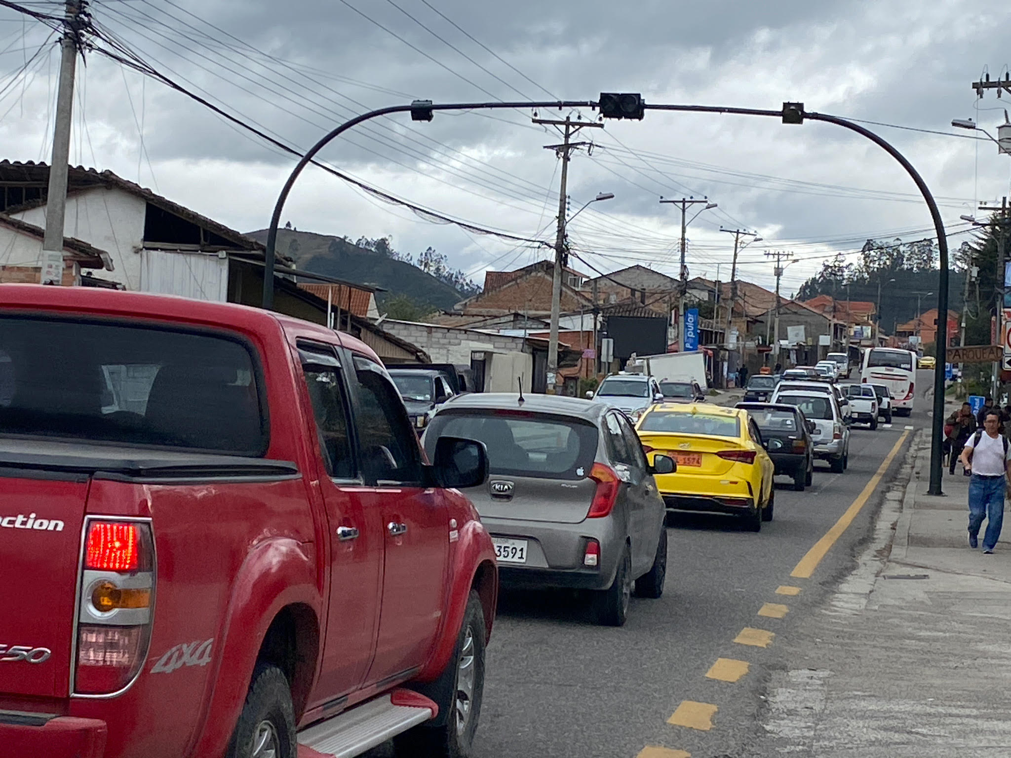 El acceso sur es una de las necesidades más apremiantes en tema de movilidad en Cuenca. /XCA
