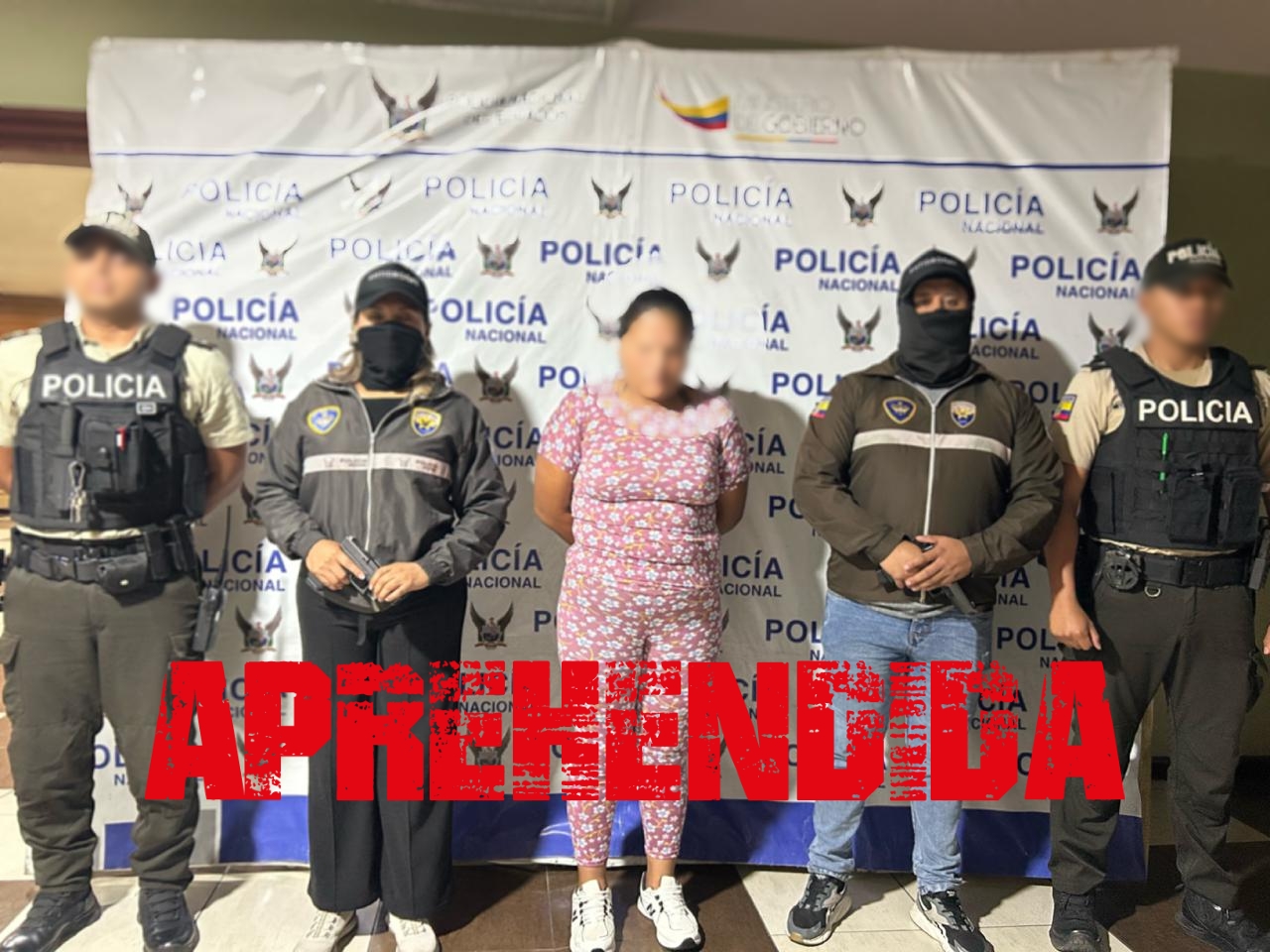 Policía Nacional detuvo a sospechosos de red de microtráfico de drogas en Cuenca. Decomiso algunas evidencias para las investigaciones.