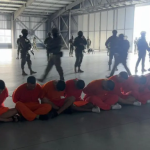 Presos de la cárcel de Turi, en Cuenca, serán trasladados a la Cárcel del Encuentro. Así lo anunció John Reimberg.