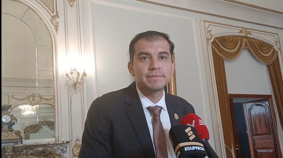 Harold Burbano, ministro del Trabajo, habló sobre la decisión judicial.