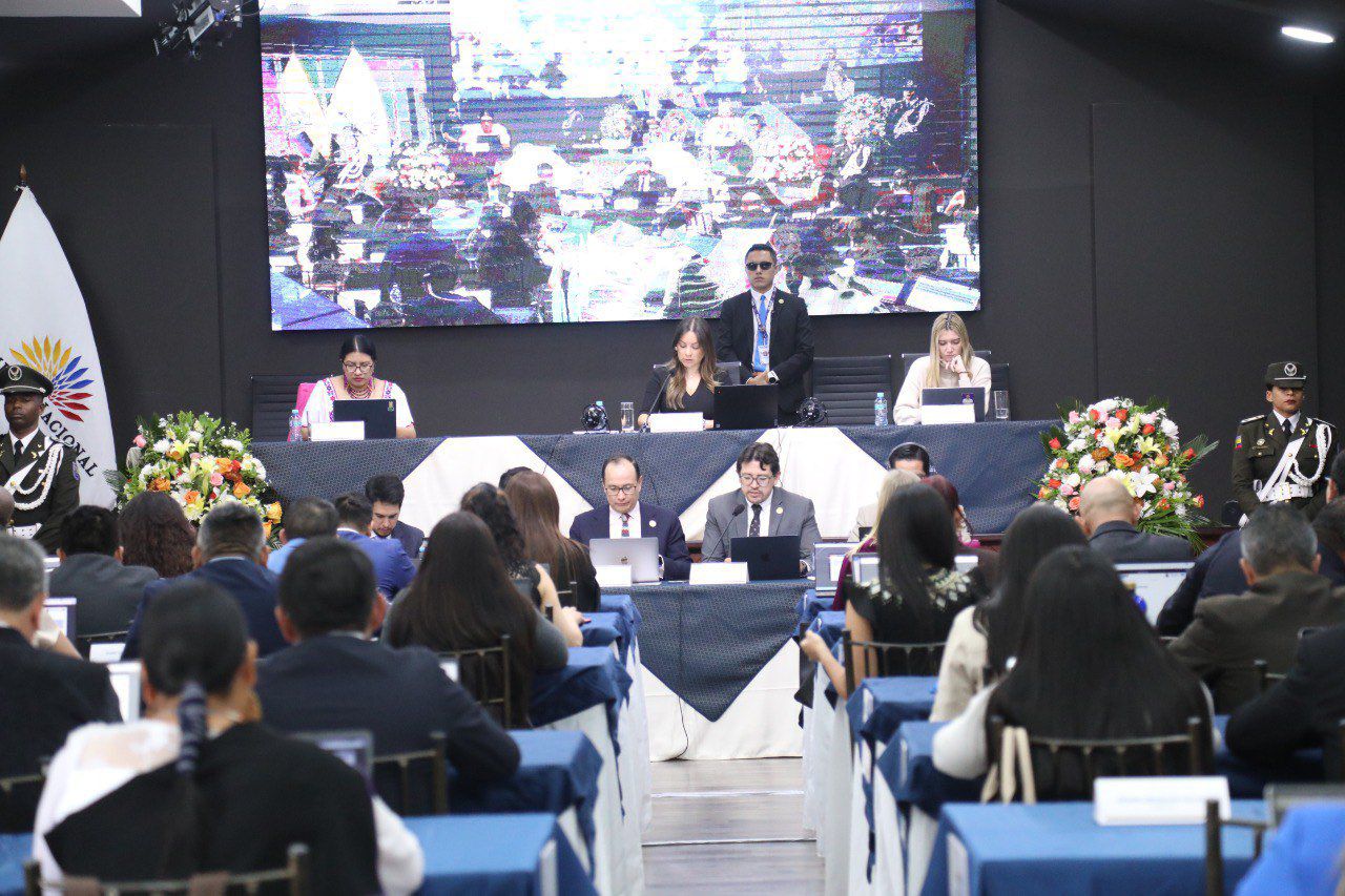 La Asamblea Nacional, que sesiona en Cuenca, reformó la ley para las cárceles.