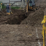 La rotura de una tubería provocará intermitencia en el servicio de agua potable en 12 sectores de Cuenca. /Archivo