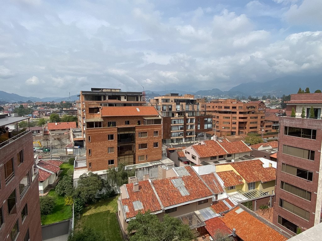 vecinos - puertas del sol