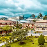 Becas de UTPL y Embajada de Ecuador para ecuatorianos en España. Hay diferentes niveles de financiamiento.