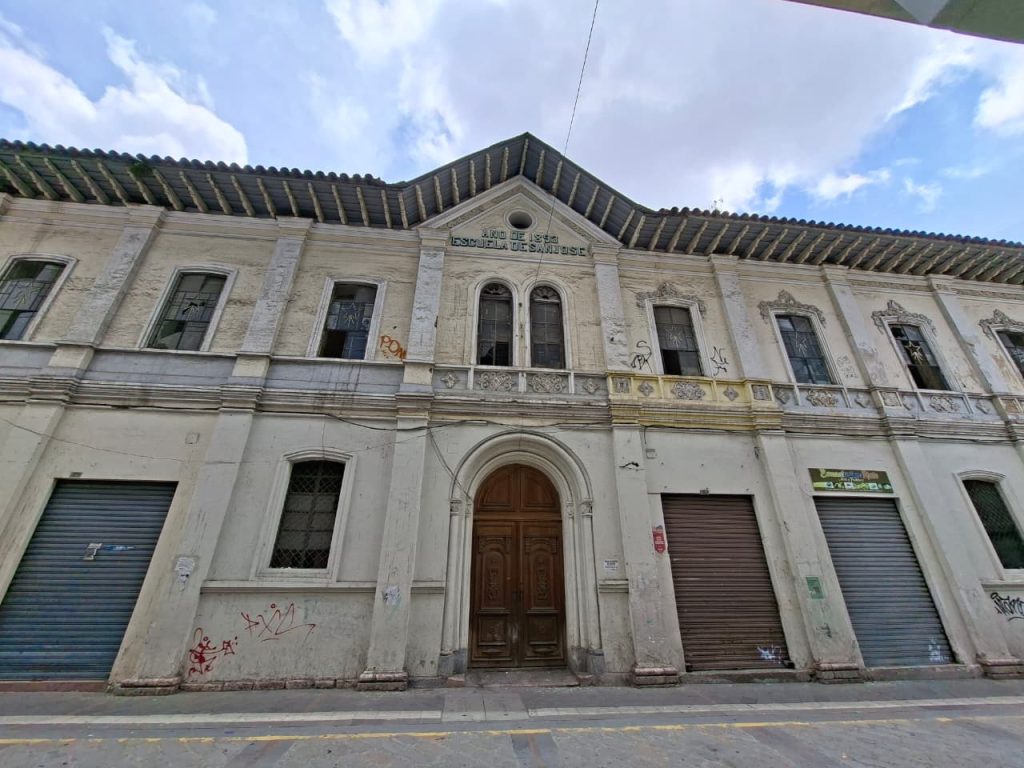 El excolegio Febres Cordero será restaurado en este 2026. Foto: El Mercurio