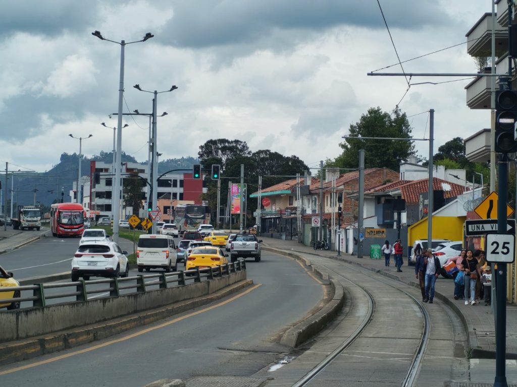 Comercios se ven afectados por la delincuencia en el sector de la estación de servicio Eloy Alfaro, en Cuenca. /MRO