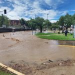 Río Yanuncay se desbordó