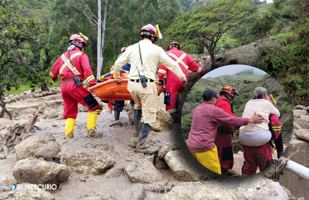Personal del cuerpo de Bomberos de Girón recató a dos adultos mayores y tres personas afectadas por el aluvión.