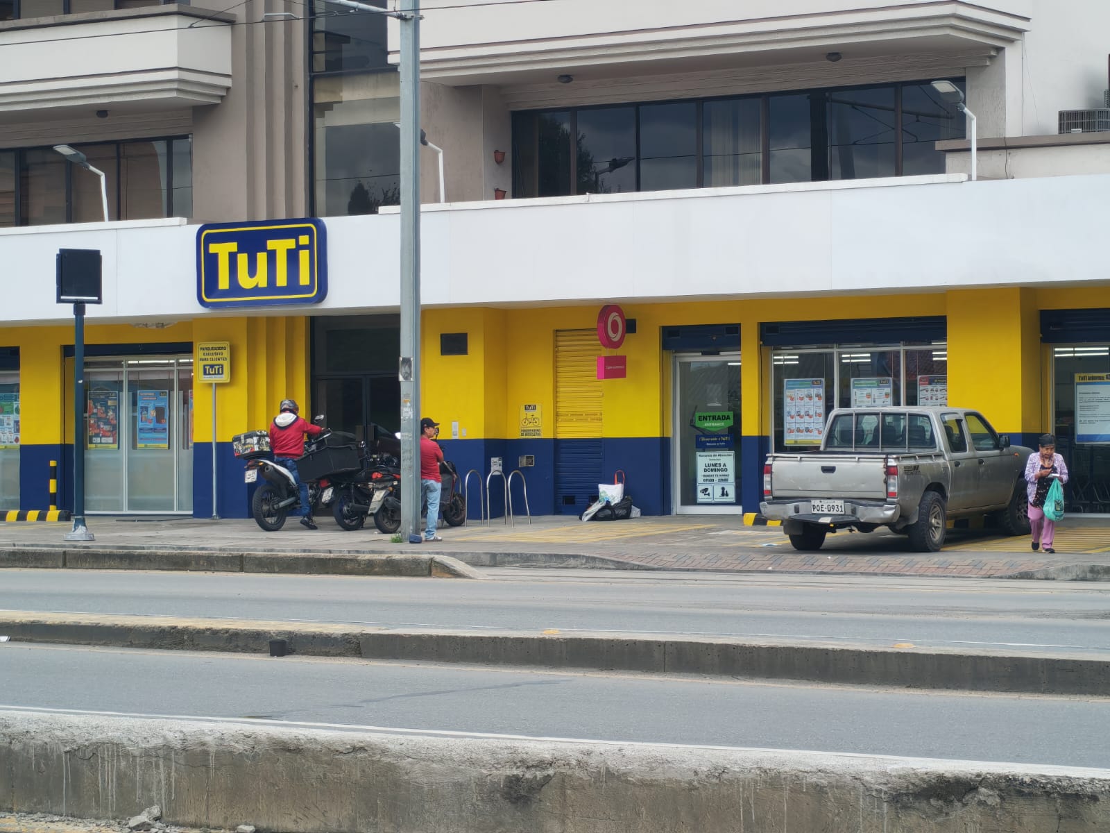 En el sector de la avenida Eloy Alfaro, en la avenida De las Américas, se produjo el robo de un cajero automático. /MRO